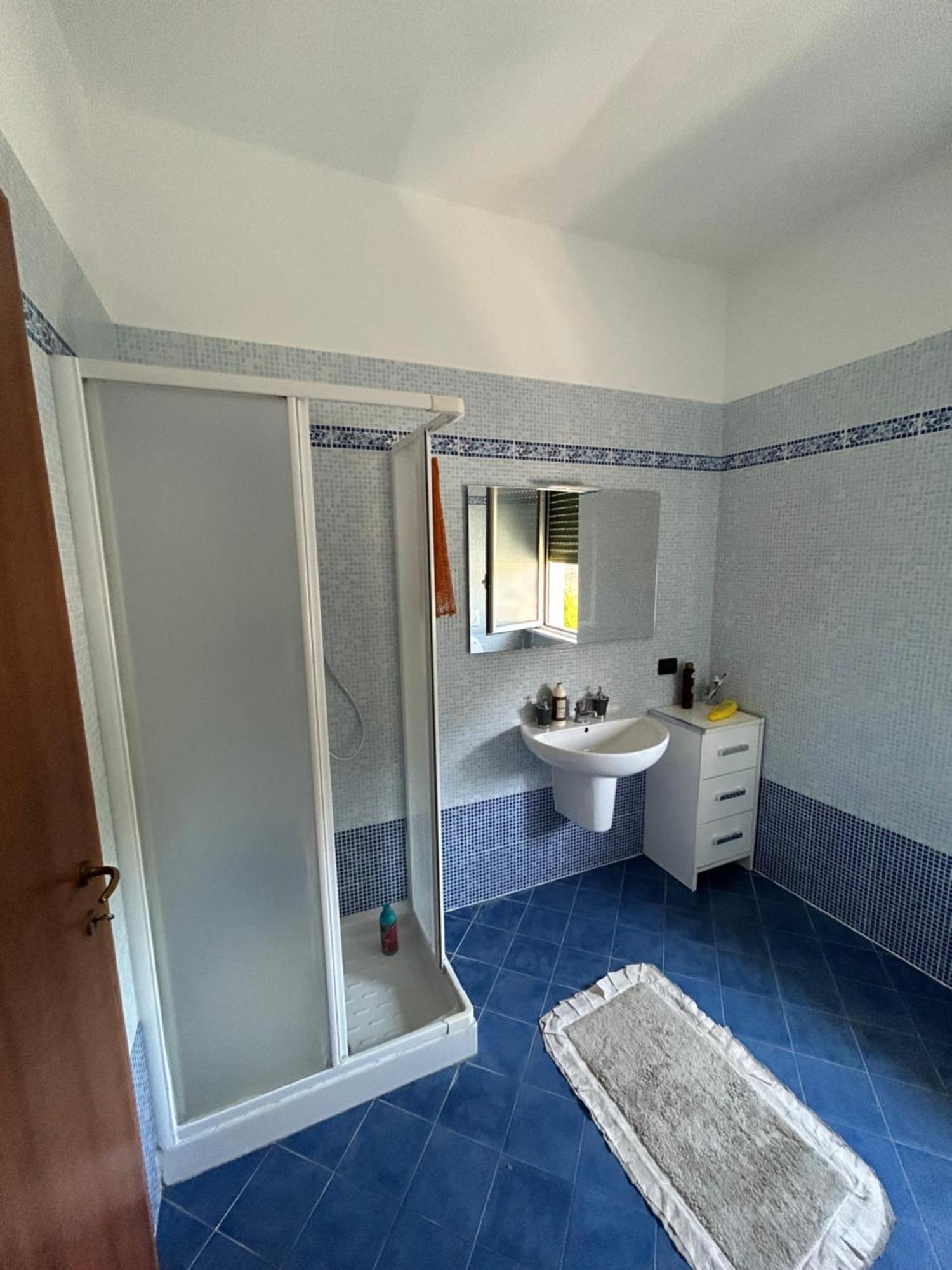Home Mome Terzorio Luaran gambar